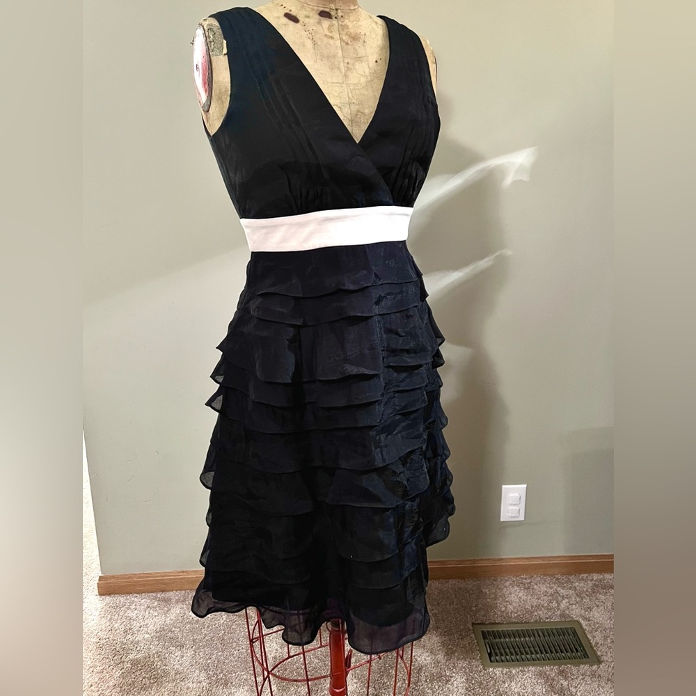 BCBG Paris Black Ruffled Tier Silk Dress w White Waist
